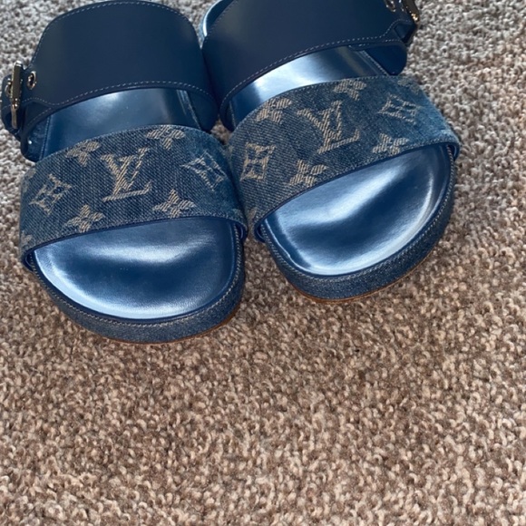 Louis Vuitton slides - Picture 3 of 5